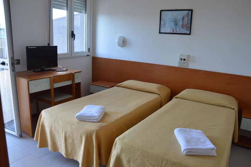 Hotel Caesar Pesaro Ngoại thất bức ảnh