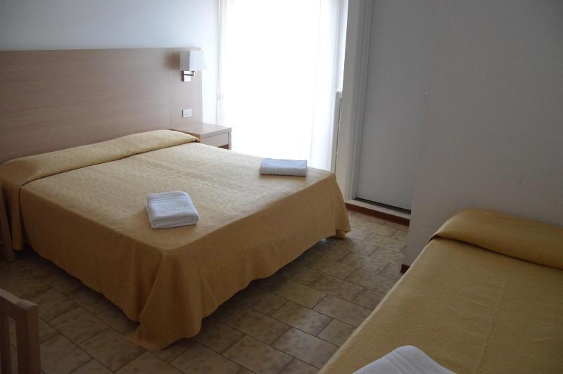 Hotel Caesar Pesaro Ngoại thất bức ảnh